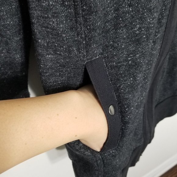 💕Thyme Maternity Gray Cozy Full Zip Hoodie Sweater Small - Picture 4 of 10